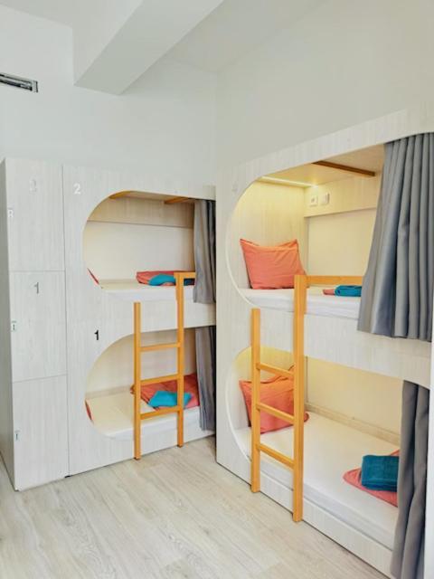 Fantasy Hostel Oporto Exteriör bild
